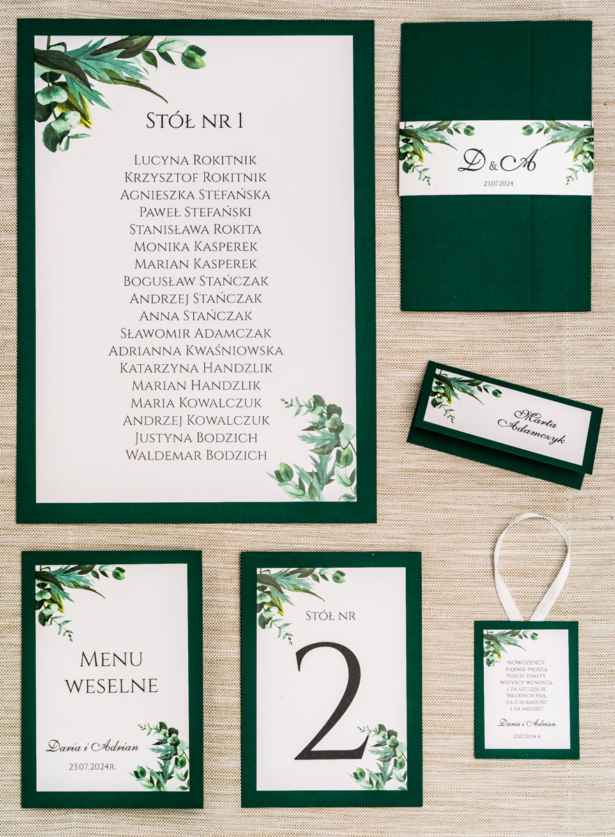 Folderowe dodatki weselne zielony papier i liście
